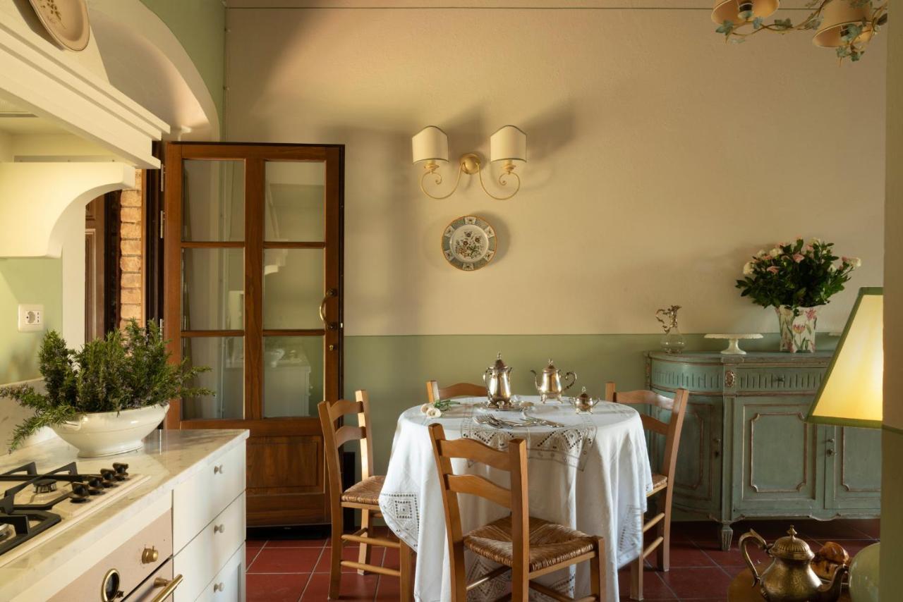 Gasthaus Borgo San Benedetto Montaione Exterior foto